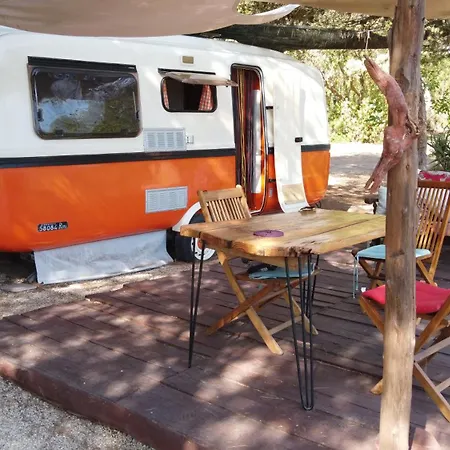 Roulotte Vintage Con Accesso Campismo de Luxo